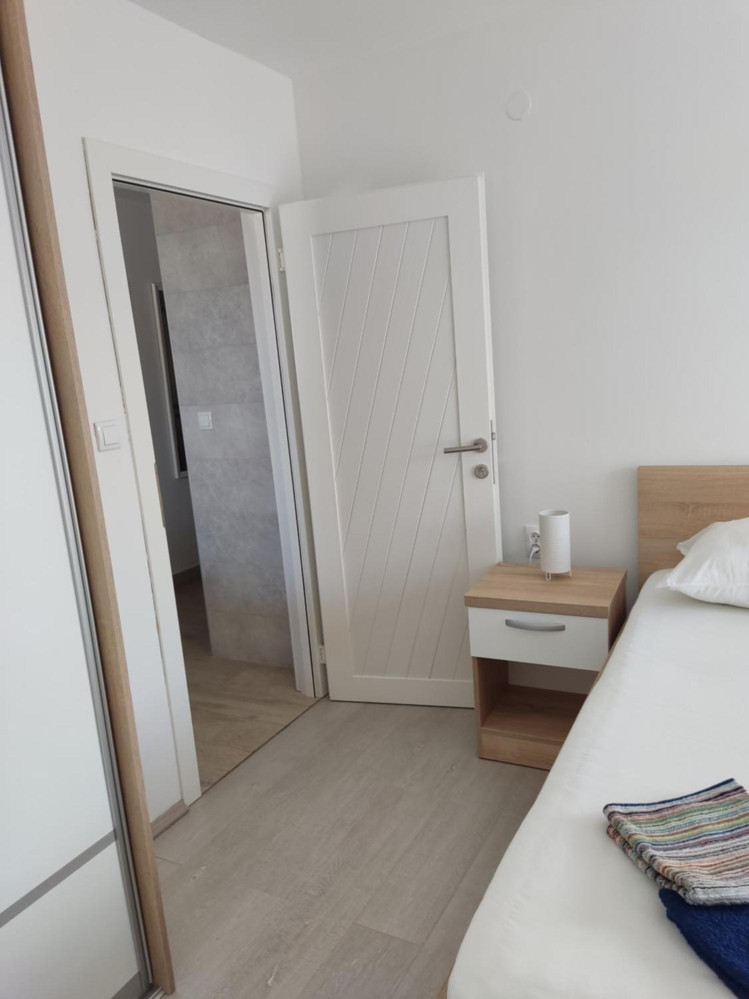 Ivana 2 Apartment Loviste